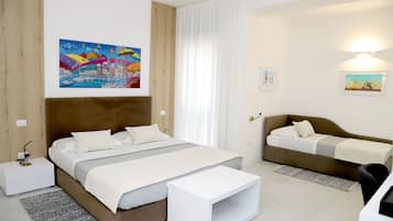 Family Room | Premium bedding, free WiFi, bed sheets