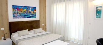 Lo Studio di viale Lo Re Camere & Caffè 