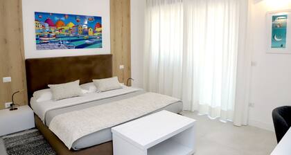 Lo Studio di viale Lo Re Camere & CaffĂš