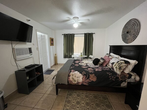 1 bedroom
