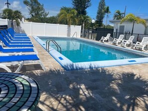 Piscine extérieure