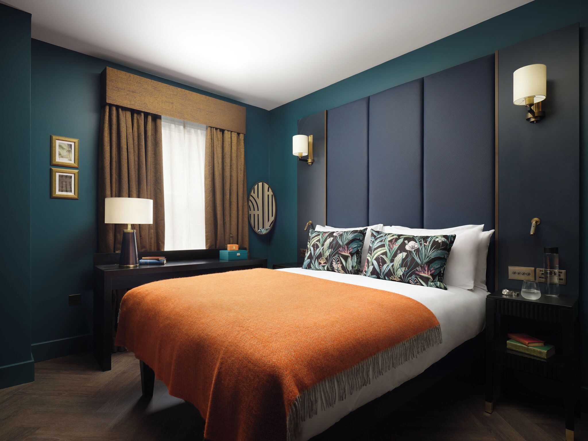 Phòng Club | Bộ đồ giường cao cấp, két bảo mật tại phòng, trang trí khác biệt 