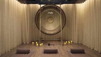 Sauna, steam room, body treatments, aromatherapy, deep-tissue massages