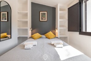 3 Schlafzimmer, Schreibtisch, schallisolierte Zimmer