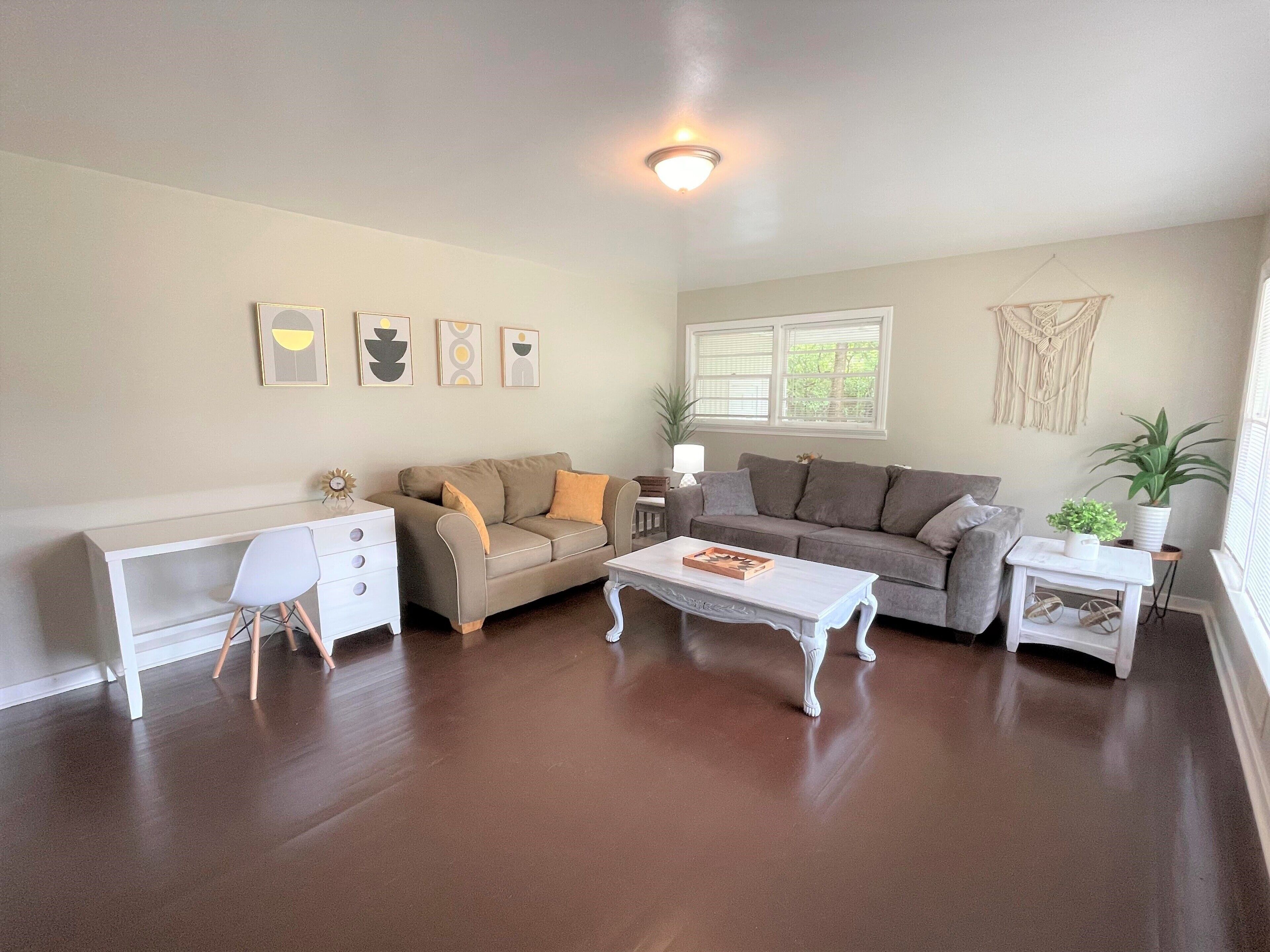 Stay @ The Orchid - Remodeled & 13 Minutes to DT