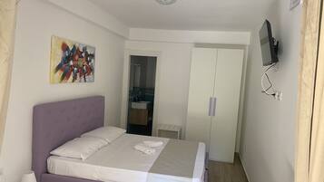 Una cassaforte in camera, insonorizzazione, Wi-Fi gratuito, lenzuola