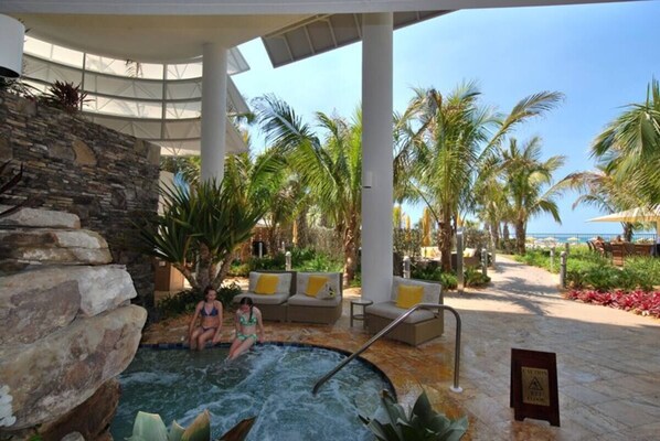 Pool - Siesta Key right on the beach! (Sarasota)