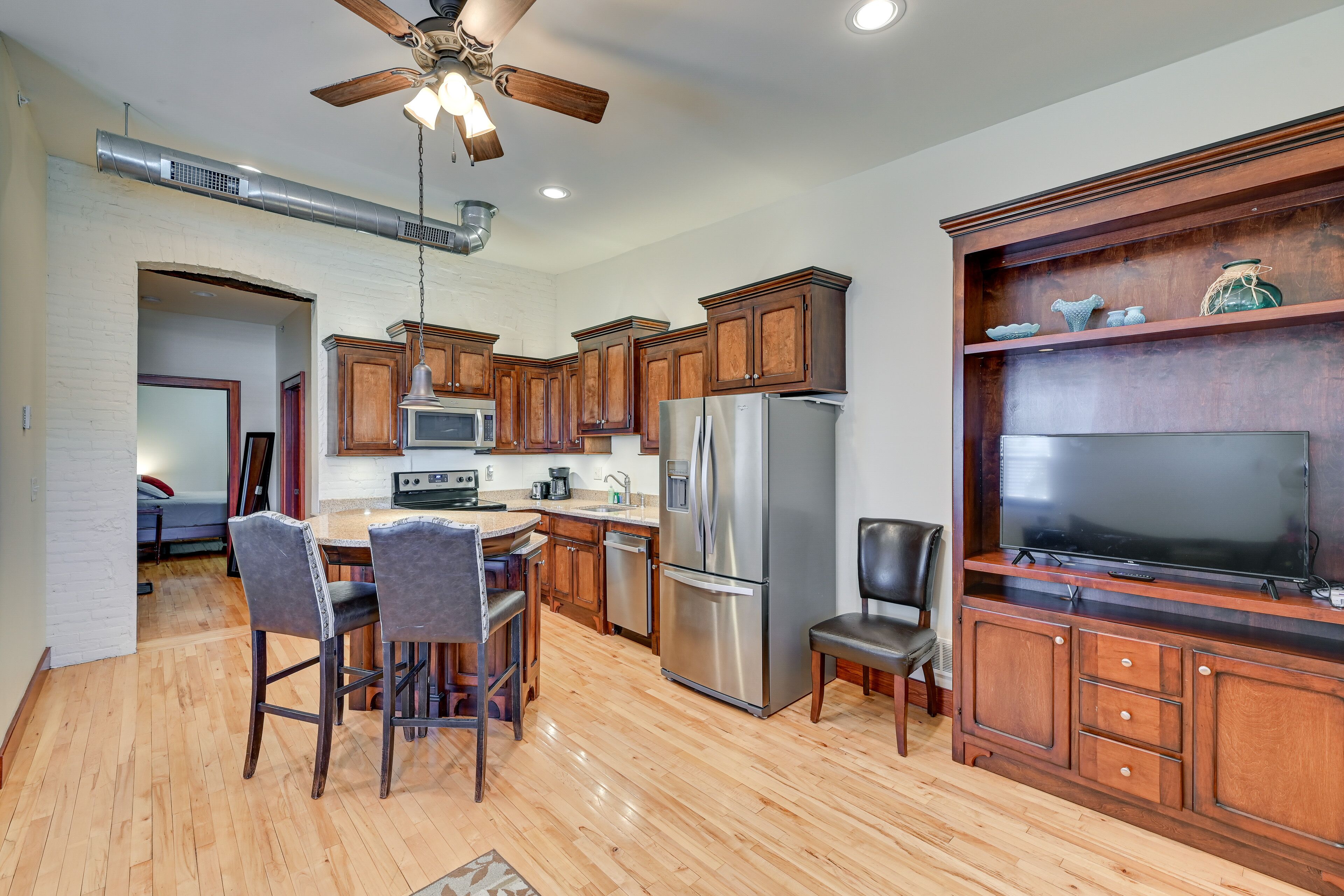 Finger Lakes Vacation Rental in Downtown Auburn!