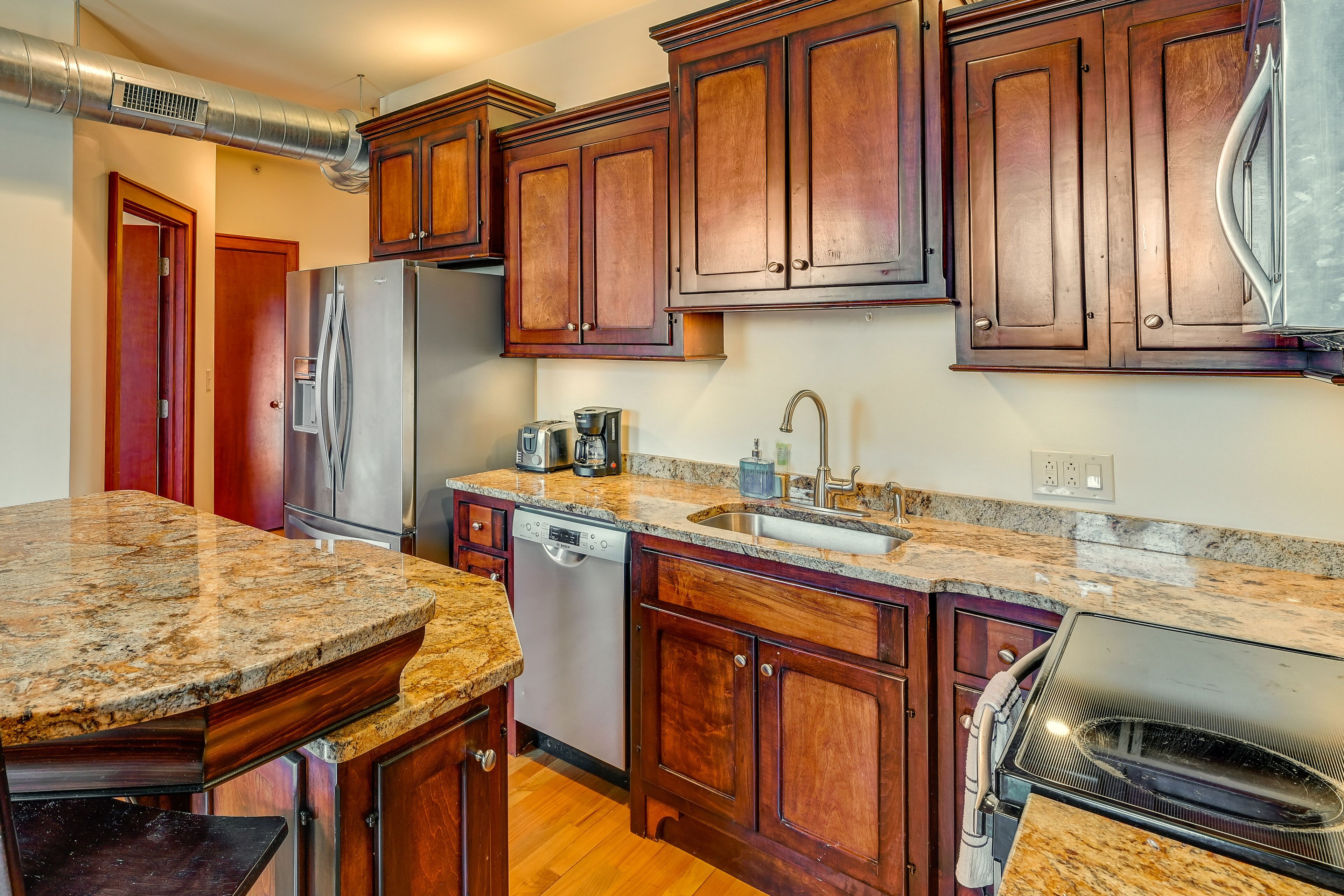 Dog-Friendly Vacation Rental: 3 Mi to Owasco Lake!