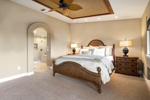 3 Schlafzimmer, Schreibtisch, Bügeleisen/Bügelbrett, kostenloses WLAN