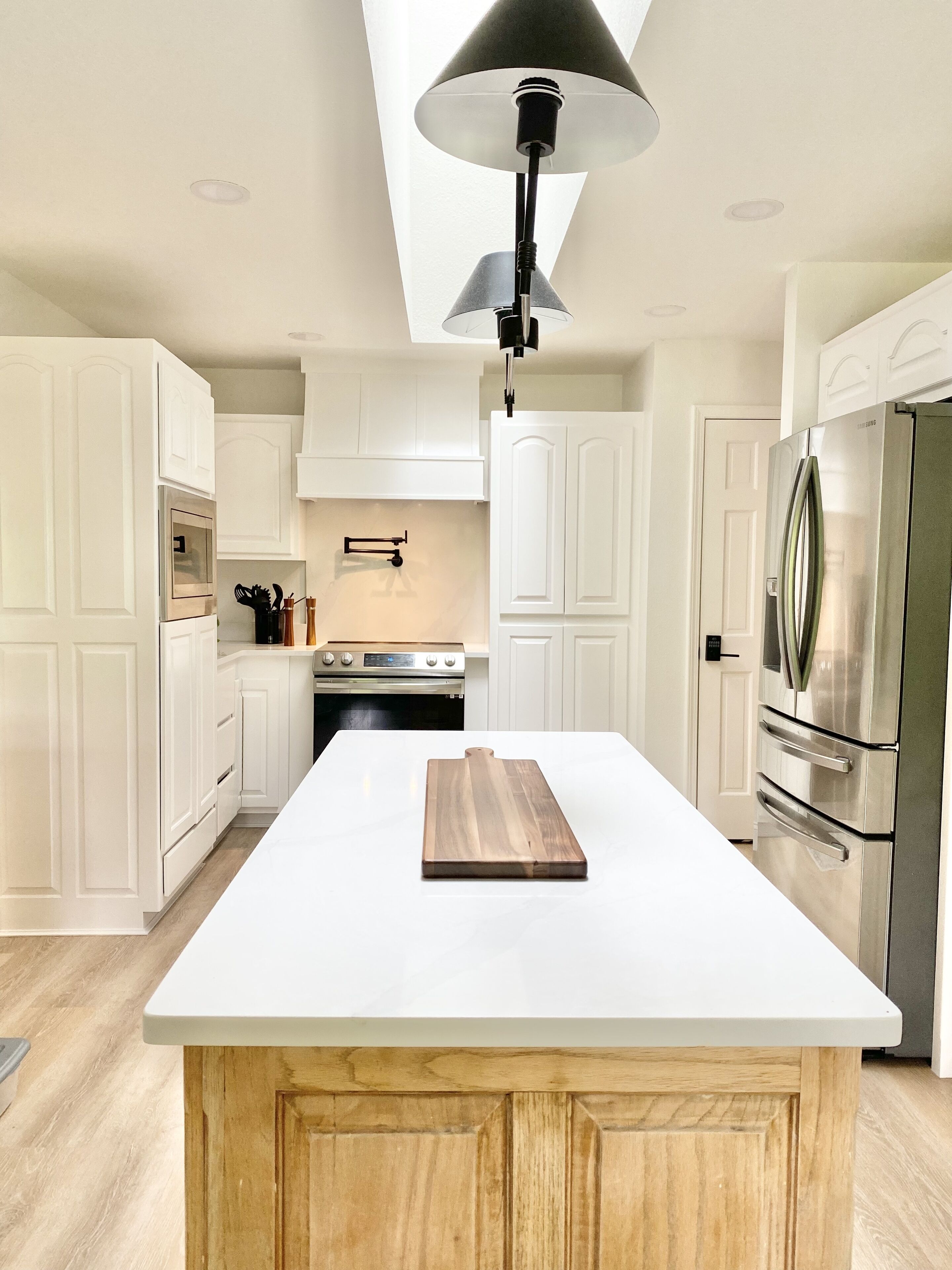 THE LANDING AMAZING GOLF HOME on Cortez! Beautiful view of greens and mountains!