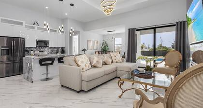 Villa Del Sol Vacation HEATED Pool home with outdoor TV and work, office room.