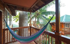 Property grounds - Starry Nights @ The Blue Bahia Resort in Sandy Bay (Roatan)