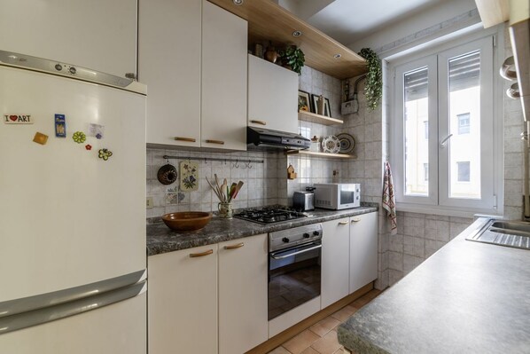 Microwave, oven, stovetop