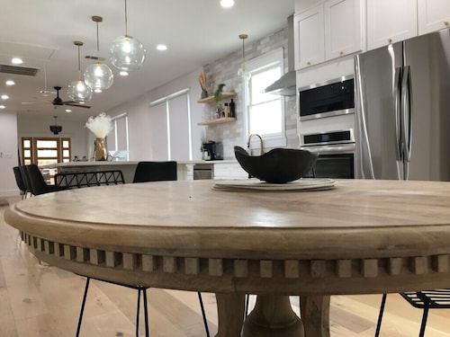 Emory's Place - Close to LSU/Newly Renovated!