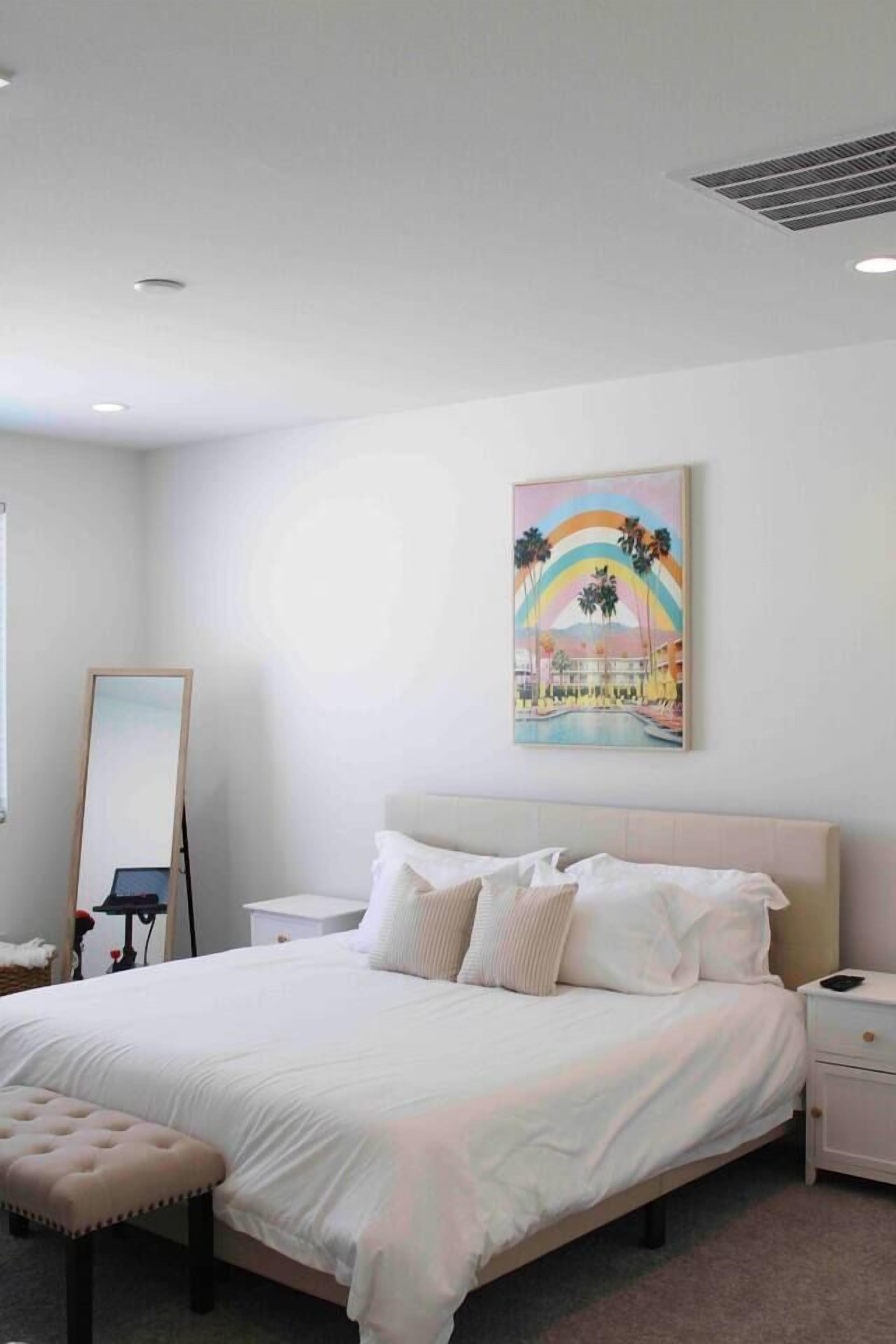 4 bedrooms, iron/ironing board, travel cot, free WiFi