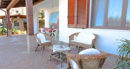 Casa Pia with pretty garden in Oliena
