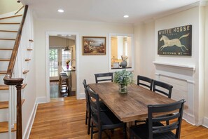 Dining - 'Brooke House' In The Heart of Downtown w/ Patio! (Lambertville)