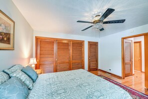 3 bedrooms, iron/ironing board, free Internet, bed sheets - Downtown Paintsville Vacation Rental! (Paintsville)