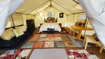 1 habitación y ropa de cama