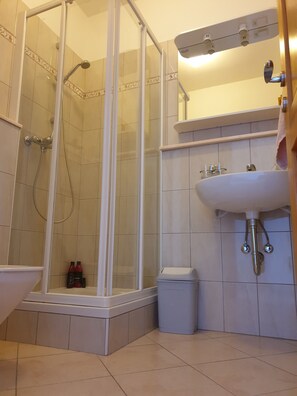 Towels, toilet paper