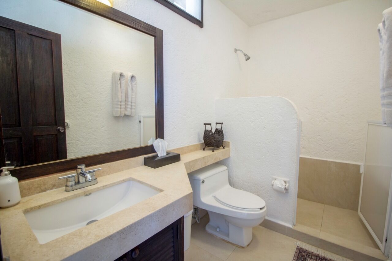 Beautiful Mediterranean-style house with spectacular views of the bay