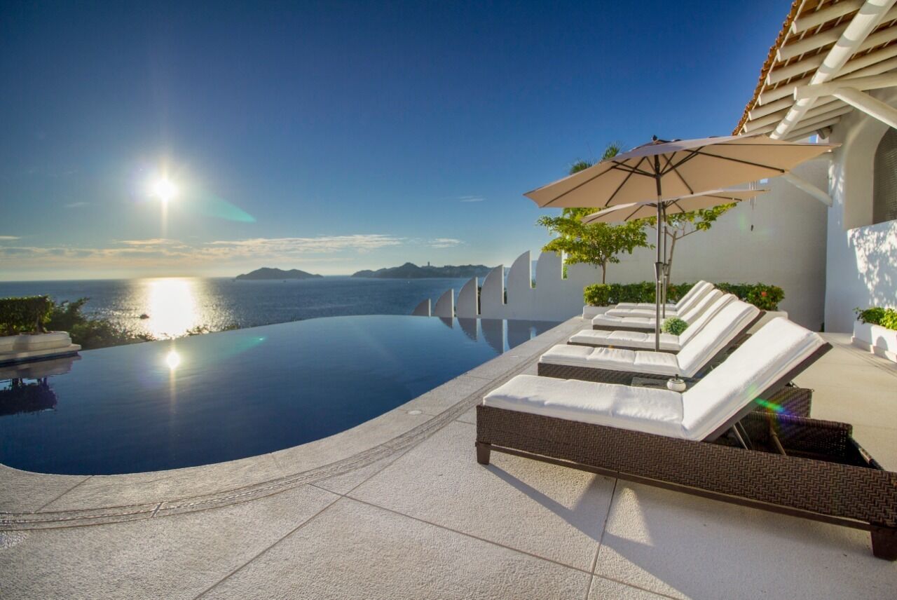 屋外プール、温水プール