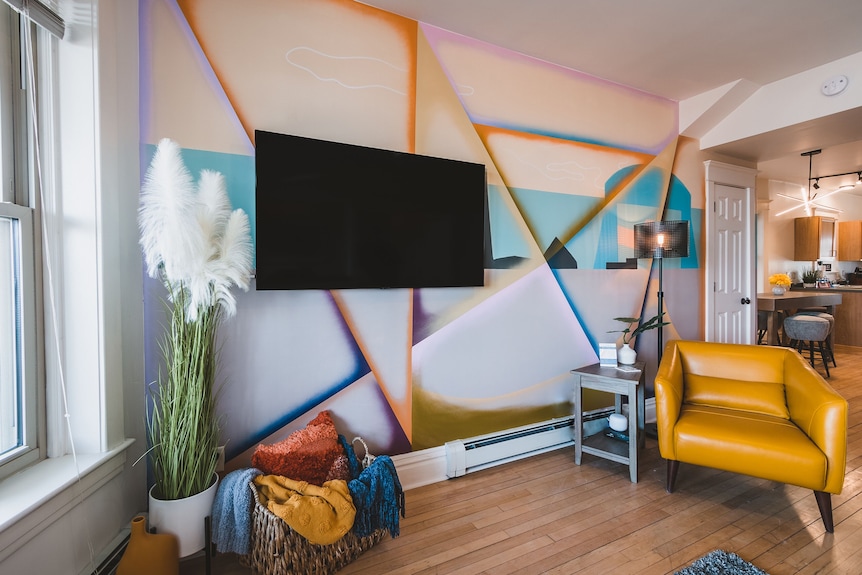 Zenith Condo: Your Downtown Duluth Retreat - Duluth, MN