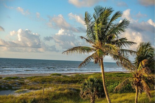 Beautiful Oceanfront Suite with Direct Access to Cocoa Beach - August 2024