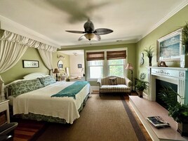 Savannah Suite | In-room safe, individually decorated, individually furnished