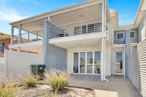 Exterior - Beach Front Townhouse on The Esplanade (Semaphore)
