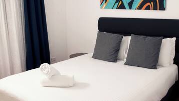 House | 4 bedrooms, individually decorated, individually furnished