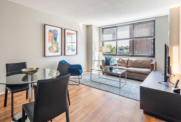 Uklassifisert bilde, 1 av 12, knapp