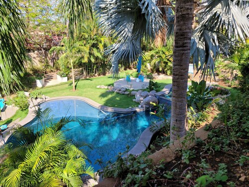 Modern Condo Near Beaches | 25 Min from Liberia Airport | Pool + Gated Complex