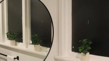 Shower, towels, soap, shampoo