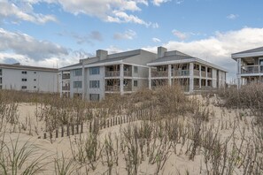 Exterior - 5733- Mama's Dream, | Oceanfront | Diamond Shoals Condos | Nags Head | Sleeps 6 (Nags Head)