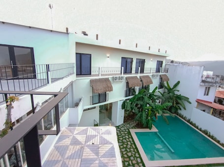 50-inch Smart TV with digital channels, TV