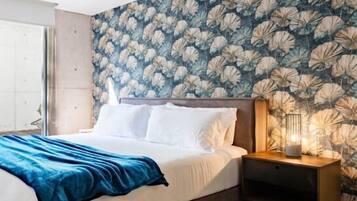 1 bedroom, desk, iron/ironing board, WiFi
