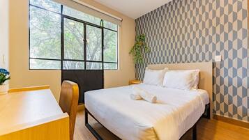 1 soveværelse, skrivebord, strygejern/strygebræt, Wi-Fi