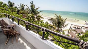 Suite, 1 King Bed, Ocean View | Premium bedding, in-room safe, blackout curtains, free WiFi