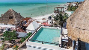 2 piscinas al aire libre