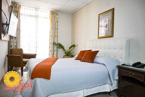 Romantisk rom, for menn og kvinner | Skrivebord, wi-fi (inkludert) og sengetøy