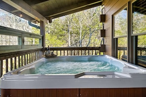 Baignoire à remous extérieure