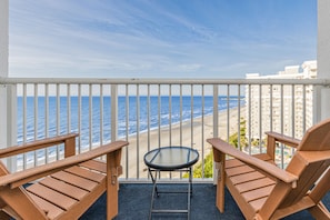 Property grounds - OCEAN FRONT Seawatch Resort Beach Front King Bed! (Myrtle Beach)