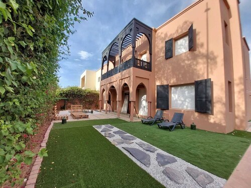 Dahlia de Marrakech 10 minutes from the city center