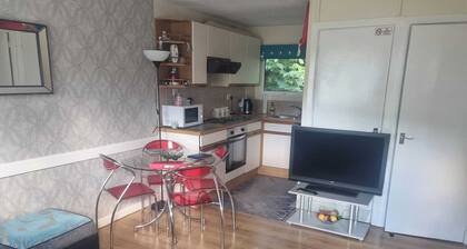 Beautiful 2-Bed Villa in Camelford