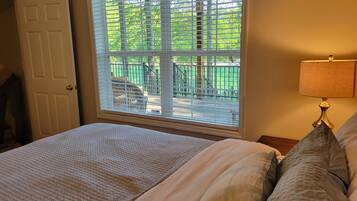 4 Schlafzimmer, Reisekinderbett, kostenloses WLAN, Bettwäsche