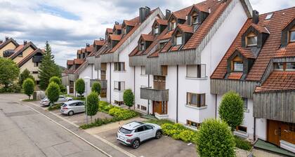 Holiday Apartment 'Auszeit' with Mountain View, Private Terrace and Wi-Fi