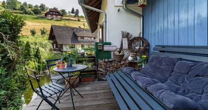 Furtwengler' apartment with private garden, balcony and Wi-Fi