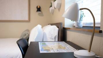 1 bedroom, desk, iron/ironing board, WiFi